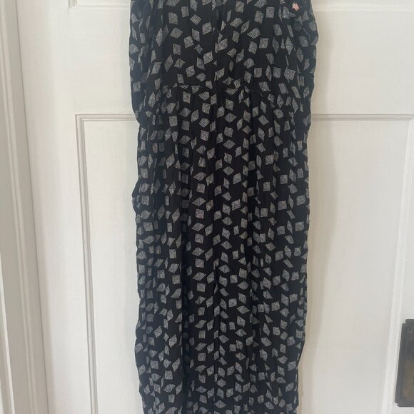 Dress or Bathing Suit Cover Up, Size Medium - Picture 3 of 6